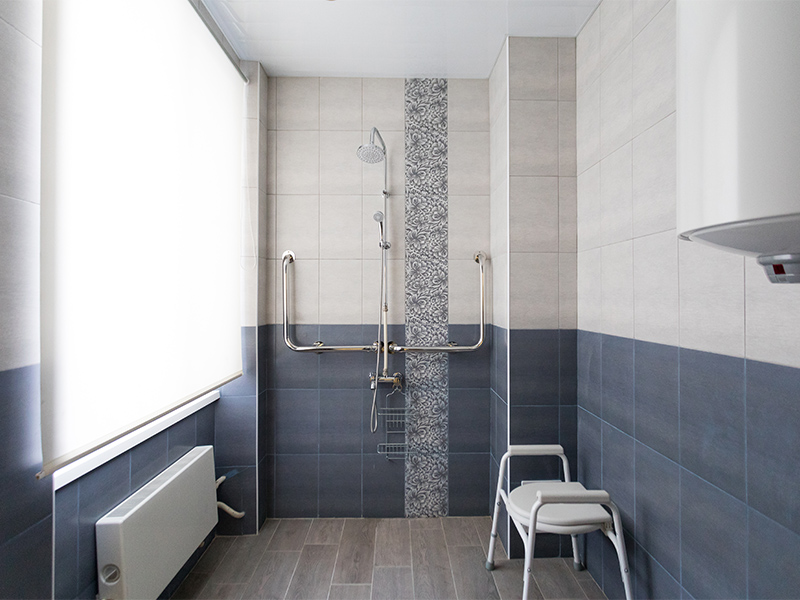 Aide MaPrimeAdapt' salle de bain PMR en Charente-Maritime